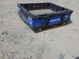 NEW HOLLAND RUSTLER 850 18 BOX BED 655663 COMPLETE W/ TAILGATE 655664 46778